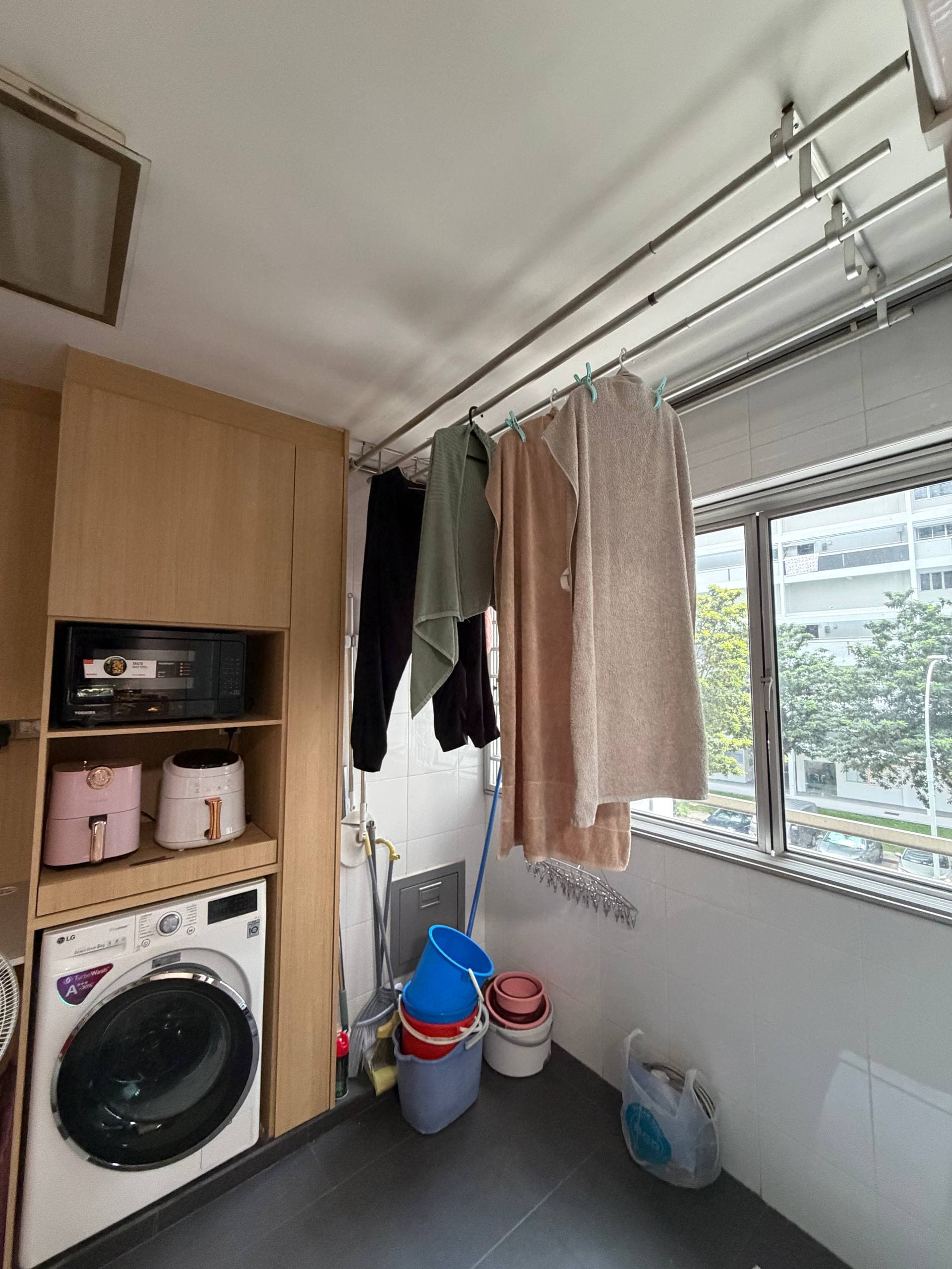 HDB ROOM in D18 Pasir Ris