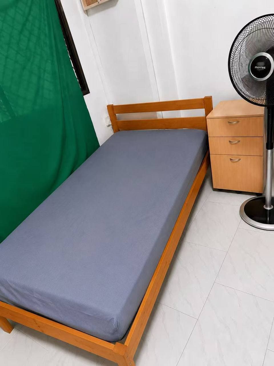 HDB ROOM in D14 Geylang