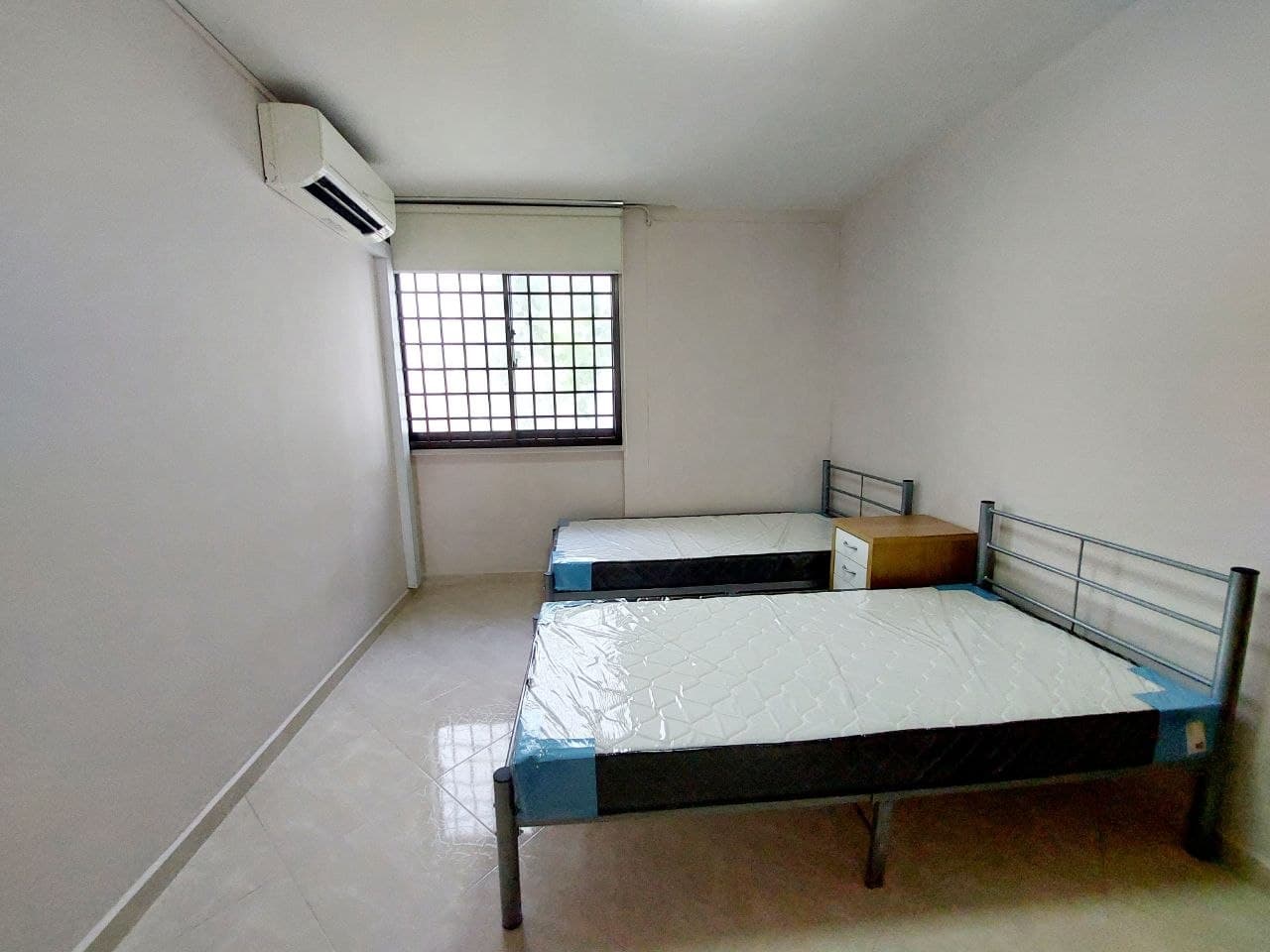 HDB WHOLE UNIT in D15 Katong