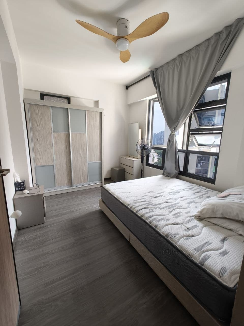 HDB ROOM in D18 Tampines