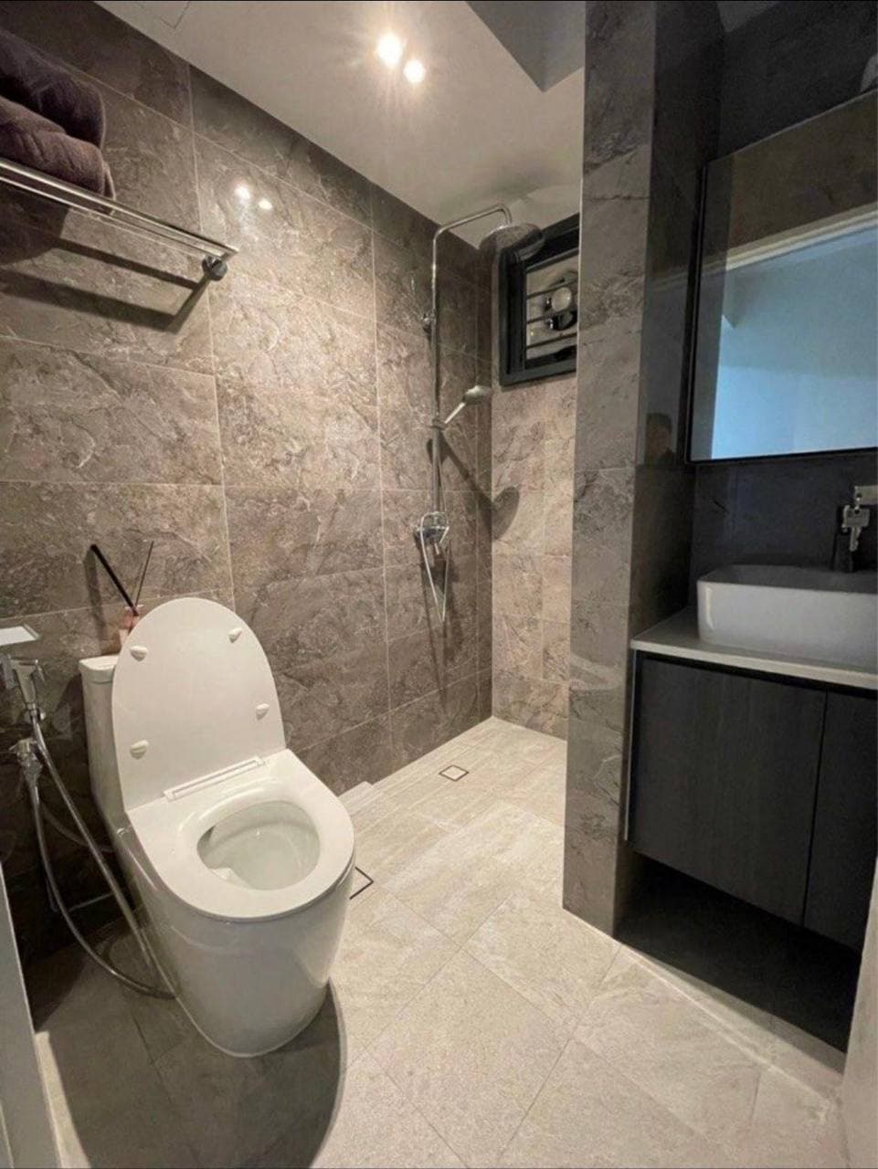 HDB ROOM in D16 Bedok